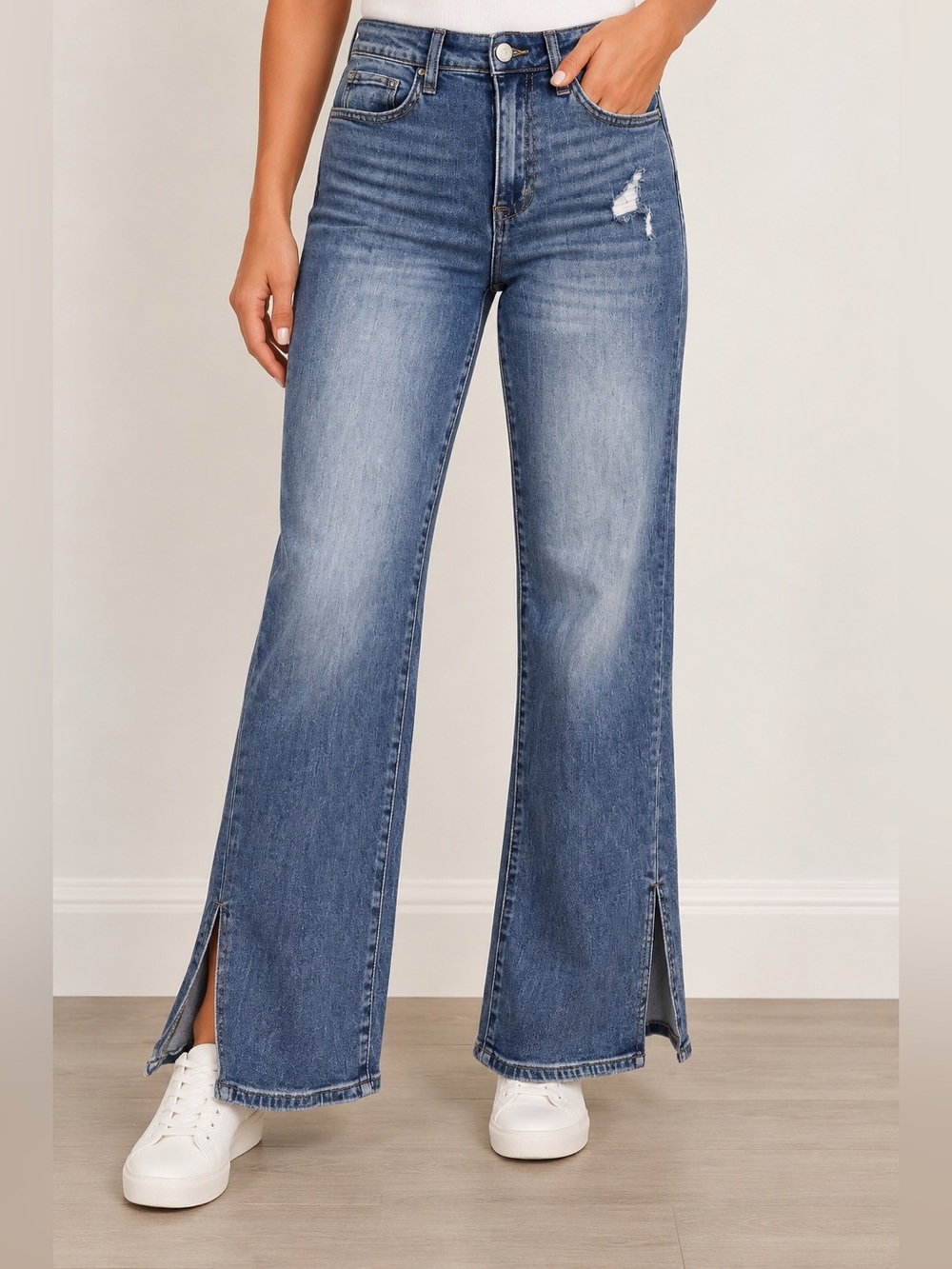 Vervet Centered 90s High Rise Flare Jeans Size 27 Medium Wash Split Hem